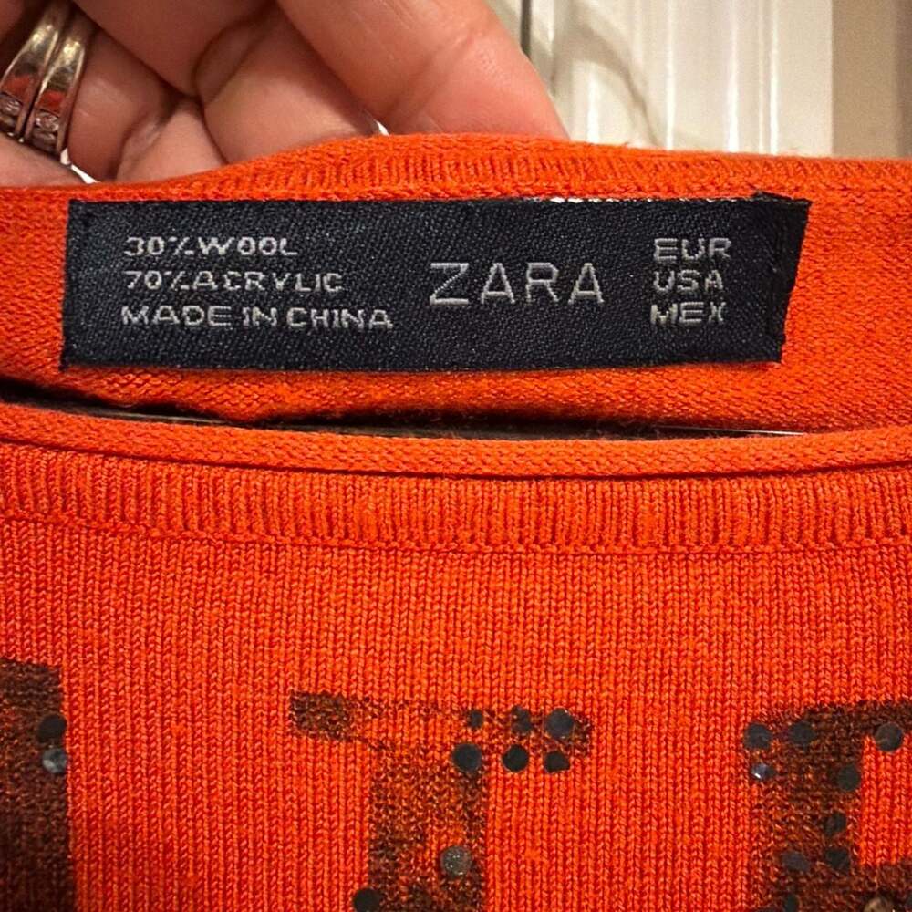Zara Women Orange Cropped Knit Sweater with 'Don’t Play With Me’ Sequin Graphic - Picture 3 of 5